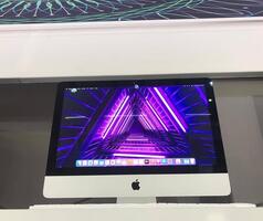 iMac 2.3 Ghz i5 1 TB SSD 16GB RAM 2017 21.5 inç